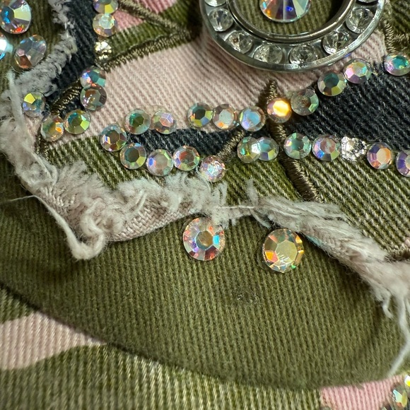 Embellished Rhinestone Bling Camouflage Cap, OSFA, Velcro back, preowned - Picture 7 of 9